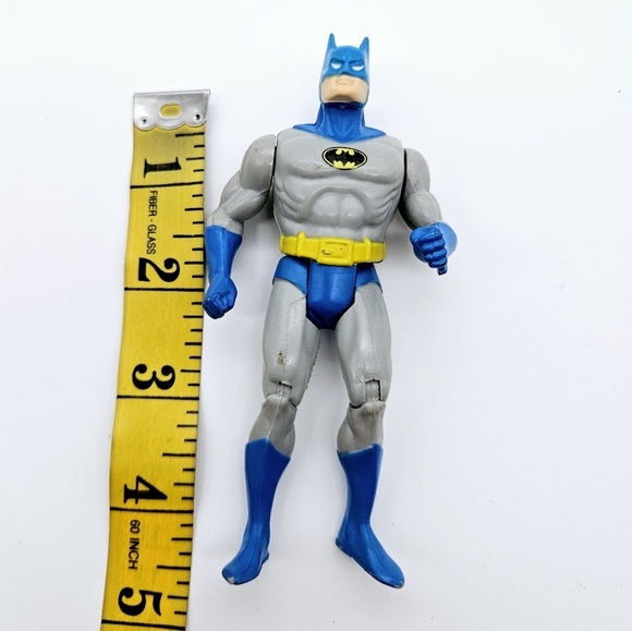 VINTAGE | 1984 DC Universe "Super Powers Collection" Batman action figure toy - Picture 2 of 4